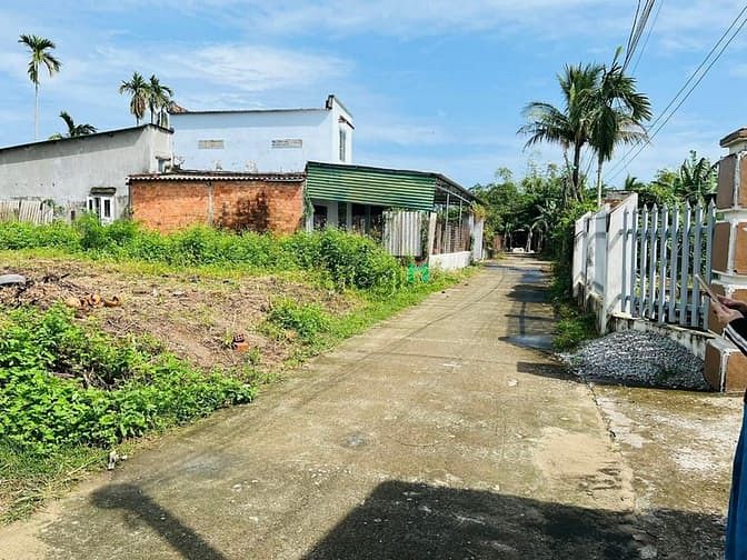 Hình ảnh 6,5x22: 2 diện đường khu dân cư: giá chỉ 350tr