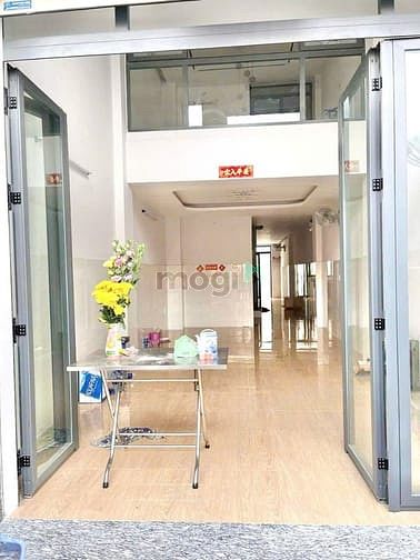 Hình ảnh [thang máy] nhà 5 tầng 7 phòng, mặt tiền Trương Phước Phan
