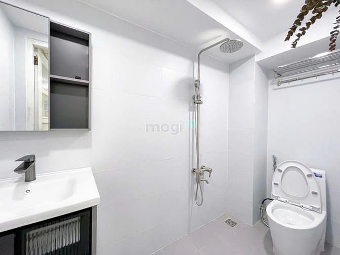 Hình ảnh Studio ban công, Fnt, gần Lotte, Tdtu, thoáng, mát, q1,4,8 trong 5p