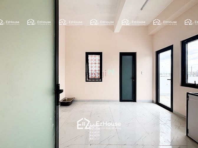 Hình ảnh Siêu Phẩm Studio siêu rộng ban công - cửa sổ mới 100%