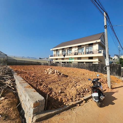 Hình ảnh Bán đất biệt thự vạn hạnh p. lâm viên - đà lạt - 345m2, gần thung