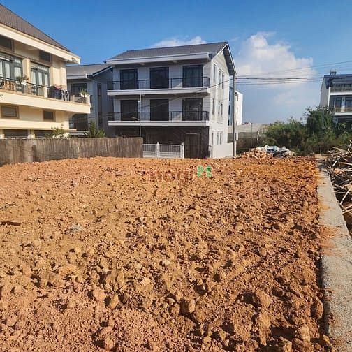 Hình ảnh Bán đất biệt thự vạn hạnh p. lâm viên - đà lạt - 345m2, gần thung