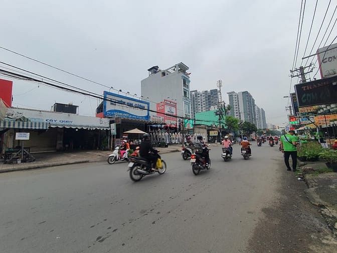 Hình ảnh Cho thuê nhà MT đường CN1- Tân Phú. DT 12x20- Trống suốt ĐẸP