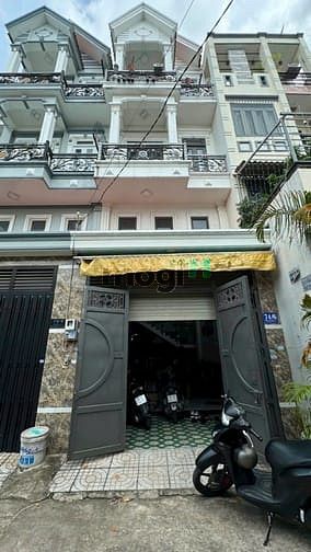 Hình ảnh Siêu phẩm 1/ ngắn Lâm Thị Hố Q.12