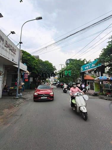 Hình ảnh Siêu phẩm 1/ ngắn Lâm Thị Hố Q.12