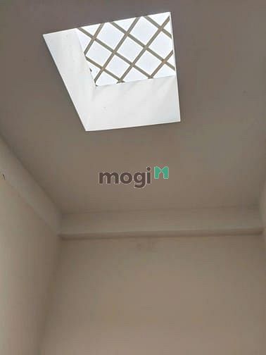 Hình ảnh Siêu phẩm 1/ ngắn Lâm Thị Hố Q.12