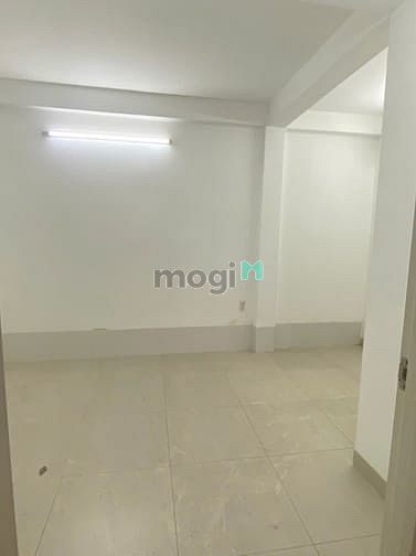 Hình ảnh Cho thuê nhà nguyên căn  Phan Văn Trị. P12. Bình Thạnh. mới 2 tầng.