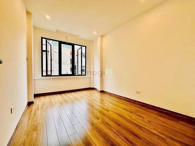 Hình ảnh Lê Trọng Tấn Phân Lô ,Nhà dân xây , DT 38m ,Giá Hơn 7 Tỷ ,Ngõ Nông