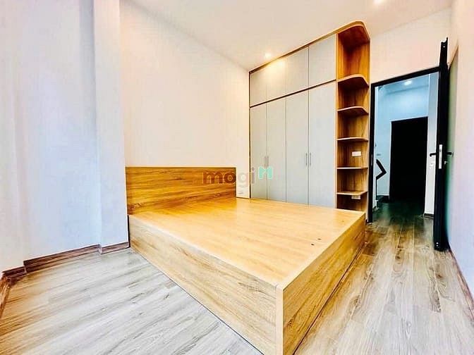 Hình ảnh Lê Trọng Tấn Phân Lô ,Nhà dân xây , DT 38m ,Giá Hơn 7 Tỷ ,Ngõ Nông