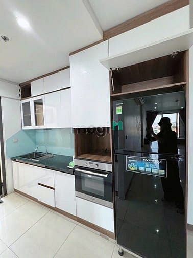 Hình ảnh Satra Eximland,Phan Đăng Lưu,Phú Nhuận:101m2, 2p ngủ lớn,NTCC,18tr/th