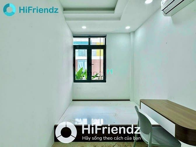 Hình ảnh Cho thuê 2pn ban công cao cấp gần sân bay Tsn - Ga T3 full nội thất