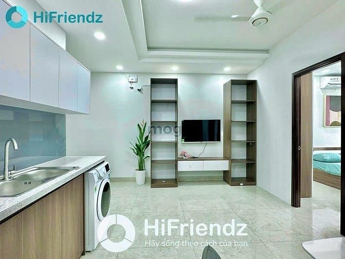 Hình ảnh Cho thuê 2pn ban công cao cấp gần sân bay Tsn - Ga T3 full nội thất
