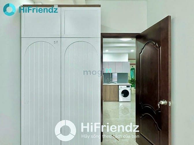 Hình ảnh Cho thuê 2pn ban công cao cấp gần sân bay Tsn - Ga T3 full nội thất