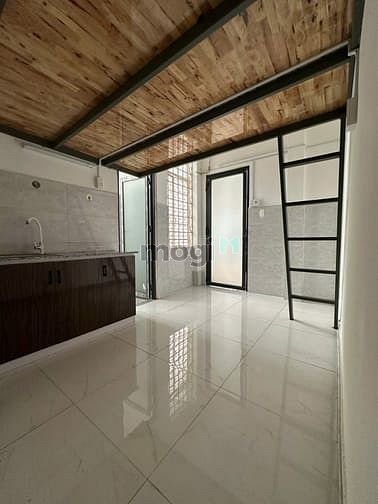Hình ảnh Phòng trọ giá rẻ có cửa sổ, máy lạnh
