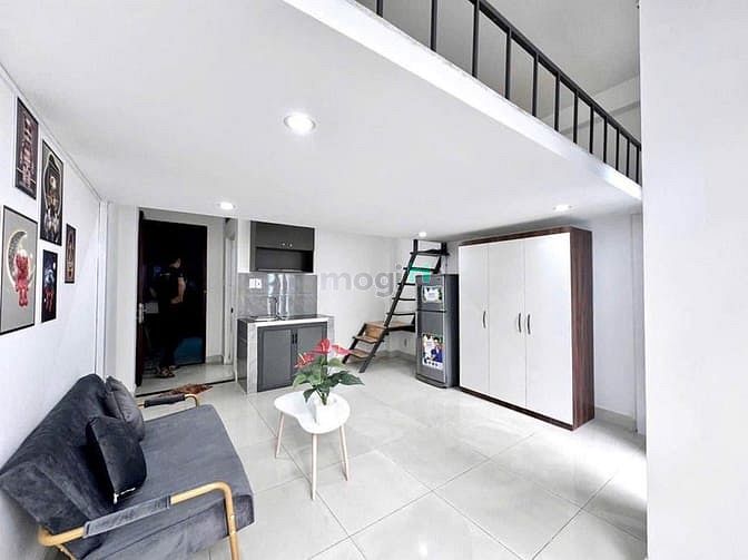 Hình ảnh Duplex ban công giá rẻ ngay Hàng Xanh