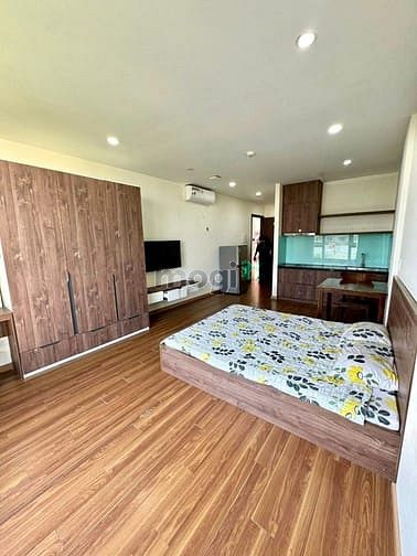 Hình ảnh Cho thuê studio đường Tiểu La – Cửa kính rộng, view đẹp, full nội thất