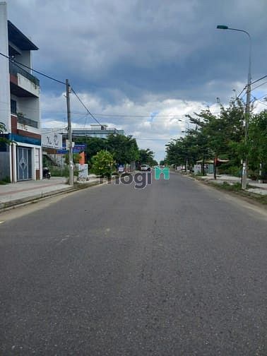 Hình ảnh Cần bán vài lô đất vị trí đẹp: