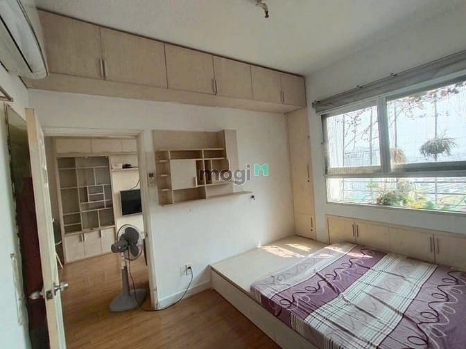 Hình ảnh Chung cư 590 CMT8, P11, Q3: 1p ngủ, ban công, 50m2, 6tr5/tháng