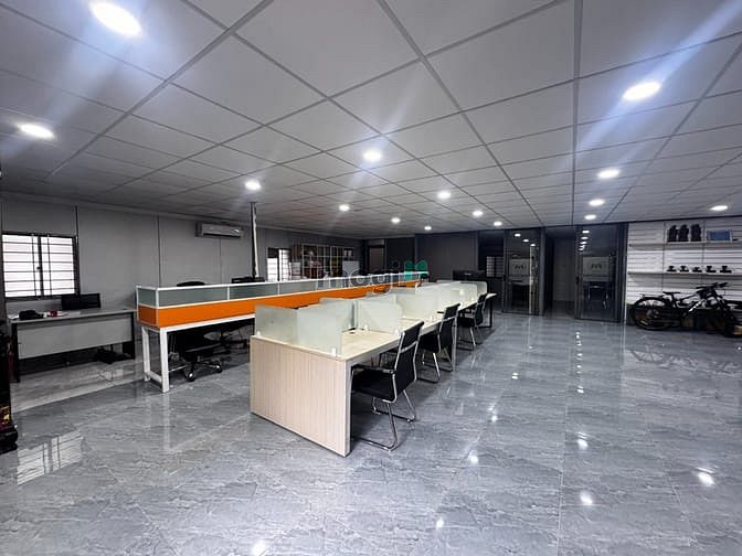 Hình ảnh Cho thuê Kho Bãi 450m2- 2 Mặt tiền Đặng Thùy Trâm. Giá: 40tr
