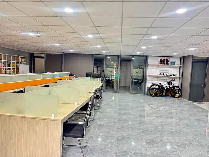 Hình ảnh Cho thuê Kho Bãi 450m2- 2 Mặt tiền Đặng Thùy Trâm. Giá: 40tr