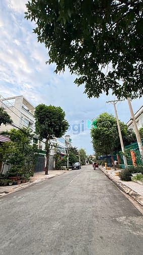 Hình ảnh Bán đất thổ cư mặt tiền đường số 48 Tên Lửa mở rộng,100m2 ( 5 x 20 )