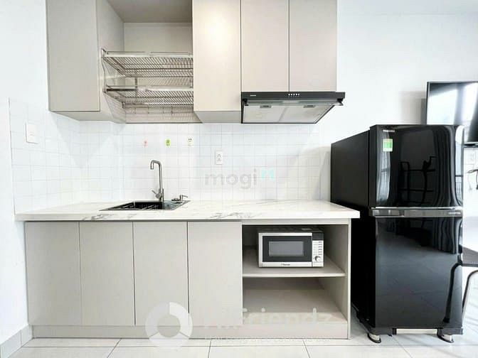 Hình ảnh CHDV Studio Ban Công Thiết Kế Nội Thất Cao Cấp Tông Trắng Ngay Quận 10