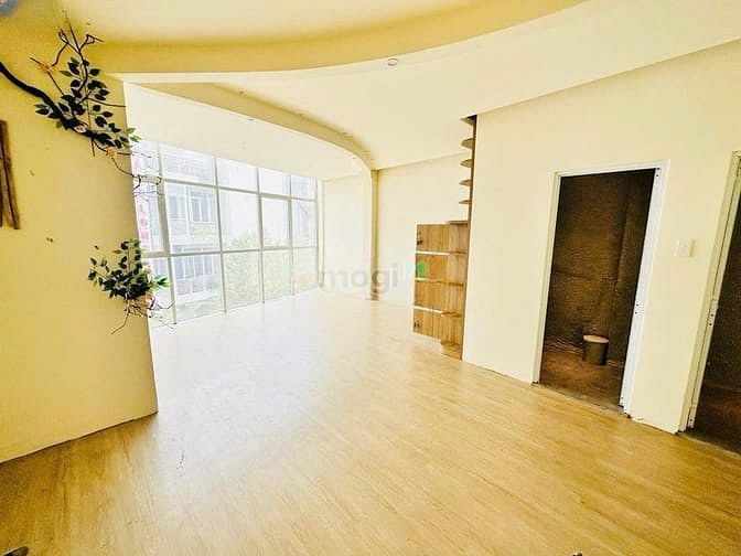 Hình ảnh Cho thuê nhà sát sân bay - đường Hồng Hà - Quận Tân Bình