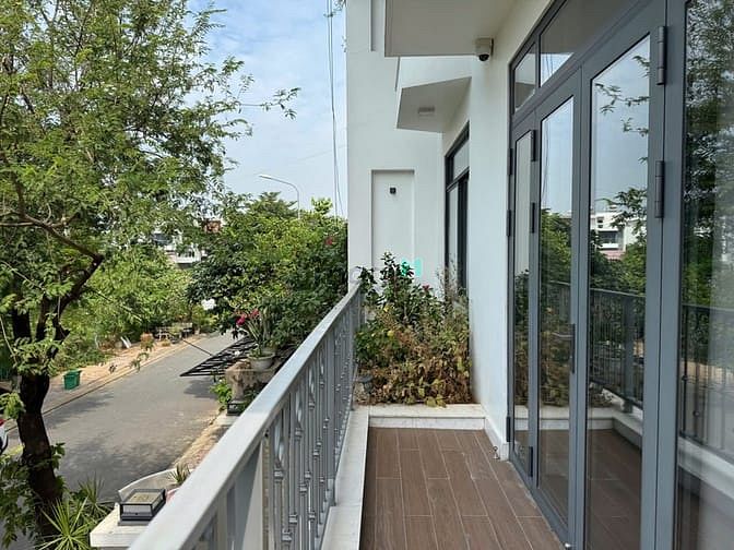 Hình ảnh BÁN Biệt Thự Ngang 10M đường LIÊN PHƯỜNG DT180m2- GIÁ 23 TỶ- SHR
