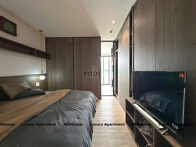 Hình ảnh Penhouse 1 PN Quận 5 mới khai trương