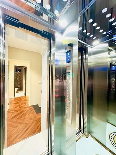 Hình ảnh Siêu Phẩm Minh Khai- 10m ra phố- 5 tầng thang máy