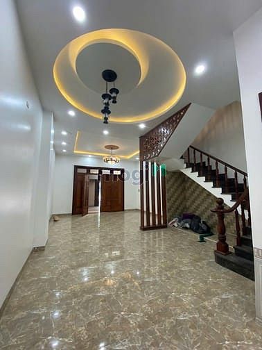Hình ảnh Nhà 1 Trệt 2 Lầu MT Đường 13 Nguyễn Văn Tăng Ngay Trường Nguyễn Huệ