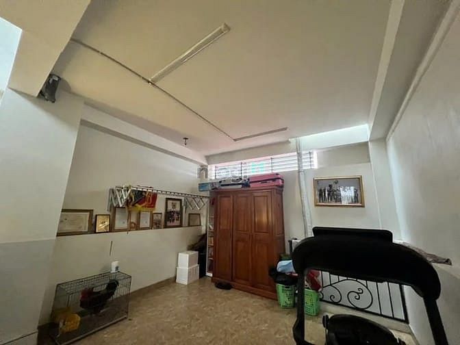 Hình ảnh Bán nhà đẹp ngõ phố Nguyễn Văn Cừ  40 m2 x4 tầng full nội thất .9,5 tỷ