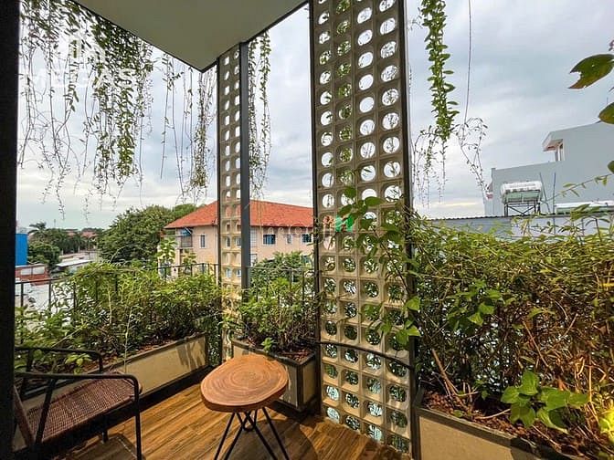 Hình ảnh Phòng ban công 35m2 TRUNG TÂM QUẬN 7 - SÁT CHỢ TÂN QUY, HIM LAM