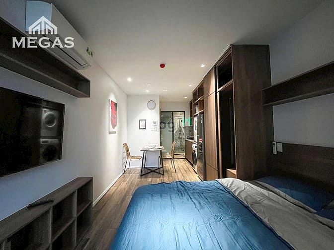 Hình ảnh Phòng ban công 35m2 TRUNG TÂM QUẬN 7 - SÁT CHỢ TÂN QUY, HIM LAM