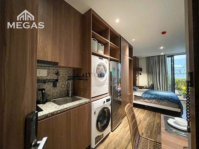 Hình ảnh Phòng ban công 35m2 TRUNG TÂM QUẬN 7 - SÁT CHỢ TÂN QUY, HIM LAM