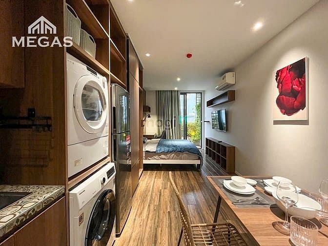 Hình ảnh Phòng ban công 35m2 TRUNG TÂM QUẬN 7 - SÁT CHỢ TÂN QUY, HIM LAM