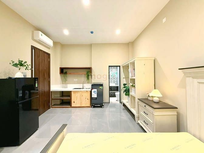 Hình ảnh Quận 7 cho thuê 1 PN | Stu ban công, cửa sổ, 55m2, gần UFM, Rmit, TDTU