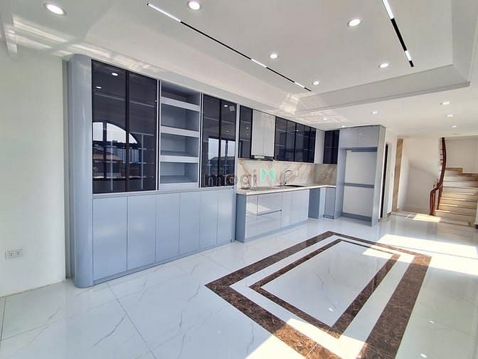Hình ảnh Bán nhà Sài đồng 7 tầng thang máy lô góc oto tránh DT 50m2 Nhỉnh 12 tỷ