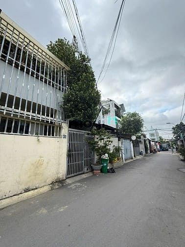 Hình ảnh Hẻm nhựa 6m thông ngang 6m có dòng tiền gần chợ Thủ Đức 115m2 chỉ 9 tỷ