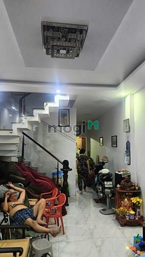 Hình ảnh Bán nhà HXT thông Lê Quang Định -Nơ Trang Long, 2 tầng DT 92m2, 12.6ty