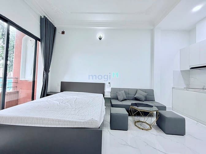Hình ảnh Khai trương căn Studio ban công, máy giặt riêng ngay trung tâm Quận 4