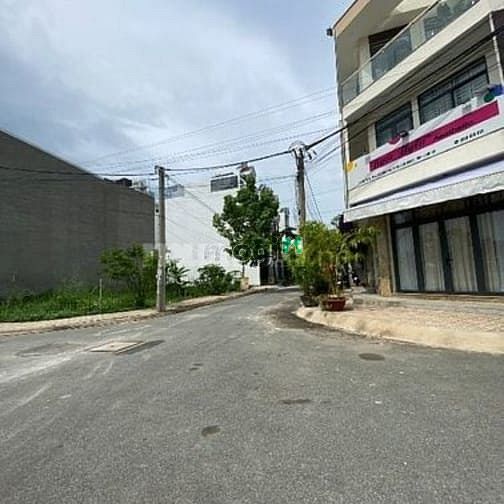 Hình ảnh Bán đất thổ cư  Long Hậu, giáp Nhà è