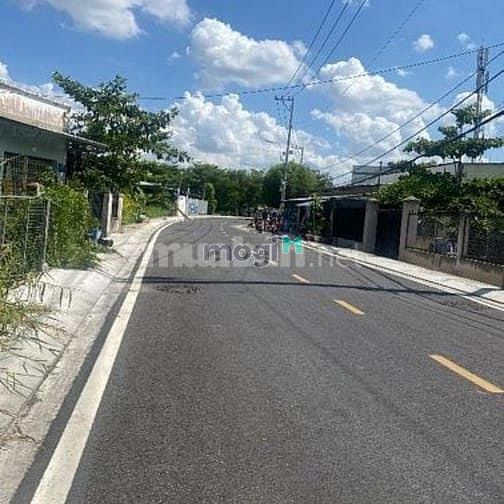 Hình ảnh Bán đất thổ cư  Long Hậu, giáp Nhà è