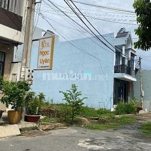 Hình ảnh Bán đất thổ cư  Long Hậu, giáp Nhà è