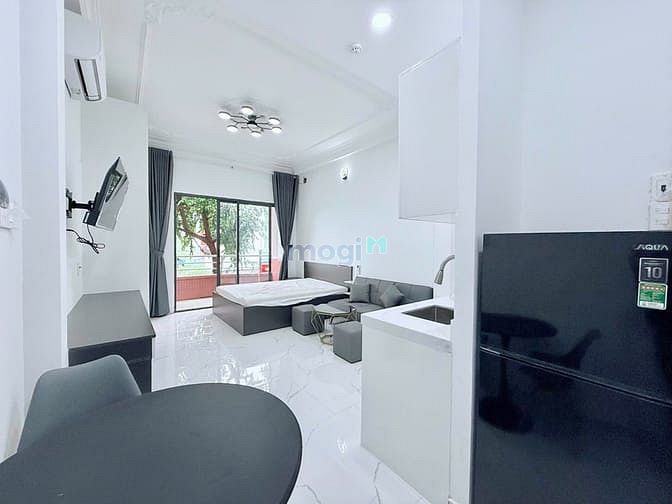 Hình ảnh Cho thuê Studio mới,tách bếp,ngay cầu Khánh Hội,trung tâm quận 4