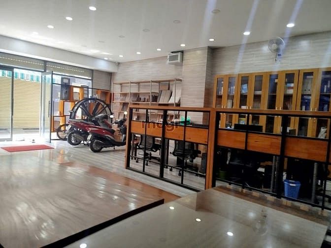 Hình ảnh Tòa nhà 8x18, Phú Thọ Hòa, tiện ở, làm VP hoặc làm CHDV, TN 40tr/th