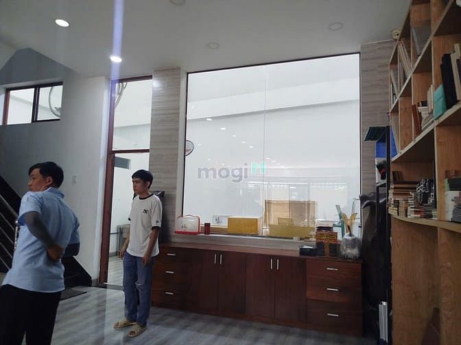 Hình ảnh Tòa nhà 8x18, Phú Thọ Hòa, tiện ở, làm VP hoặc làm CHDV, TN 40tr/th