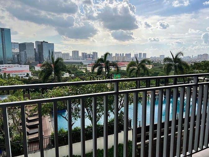 Hình ảnh Cần bán Căn Hộ Cao Cấp Riviera Point nhà siêu đẹp View hồ bơi