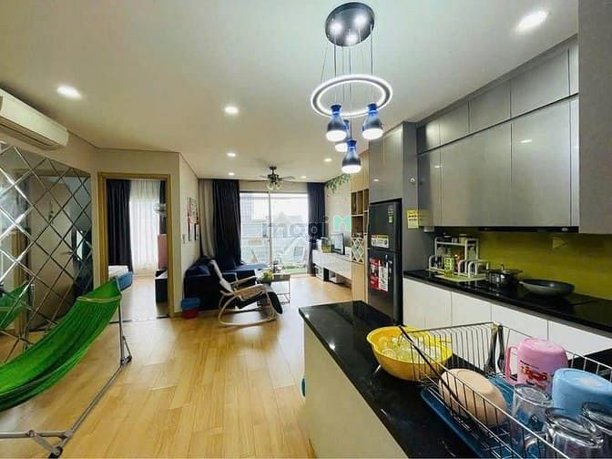 Hình ảnh Chung cư CC Sky Center,Phổ Quang, TB: 2p ngủ, 77m2, full nội thất 17tr