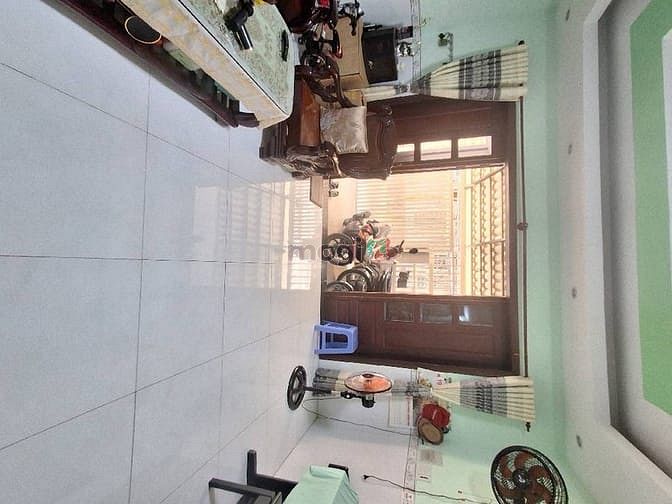 Hình ảnh Căn góc ngang 4.5 , 4 tầng , quận 7, 6ty3